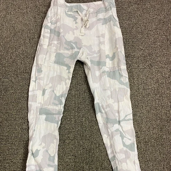 Maska - Picture 1 of 2